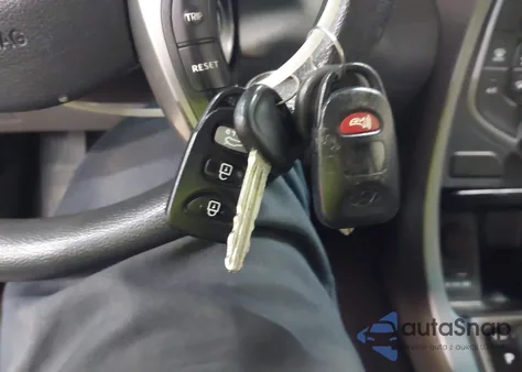 2014 Hyundai Elantra Se z USA, uszkodzony, nr VIN 5NPDH4AE3EH477222